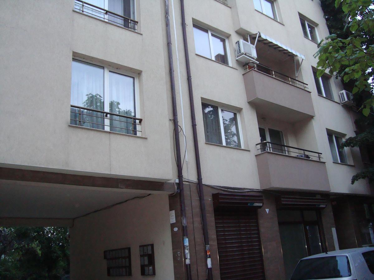 Lili50 Apartment Пловдив Екстериор снимка
